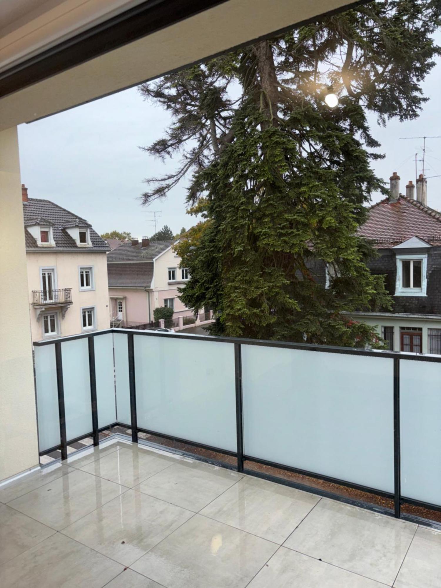 Duplex 6 Pers Neuf + Parking Apartamento Mulhouse Exterior foto